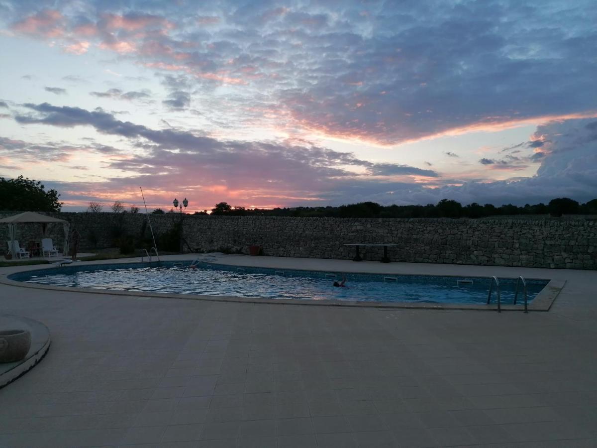 Agriturismo Baglio Calanchi Модика Екстериор снимка